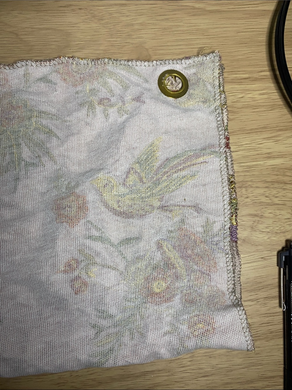 Hickory Tannery High-end designer embroidered silk drapery & upholstery fabric - Picture 10 of 12